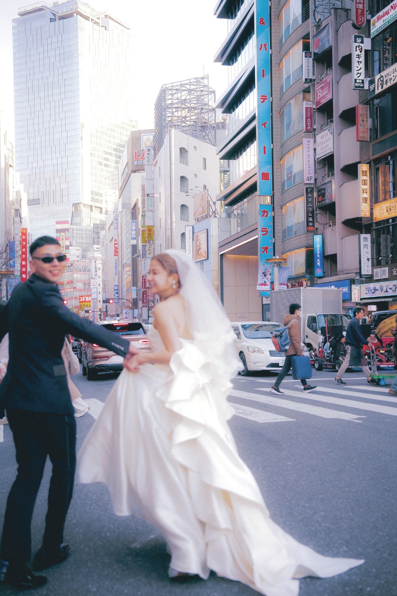 WEDDING PHOTOBOOK (サイン入り)